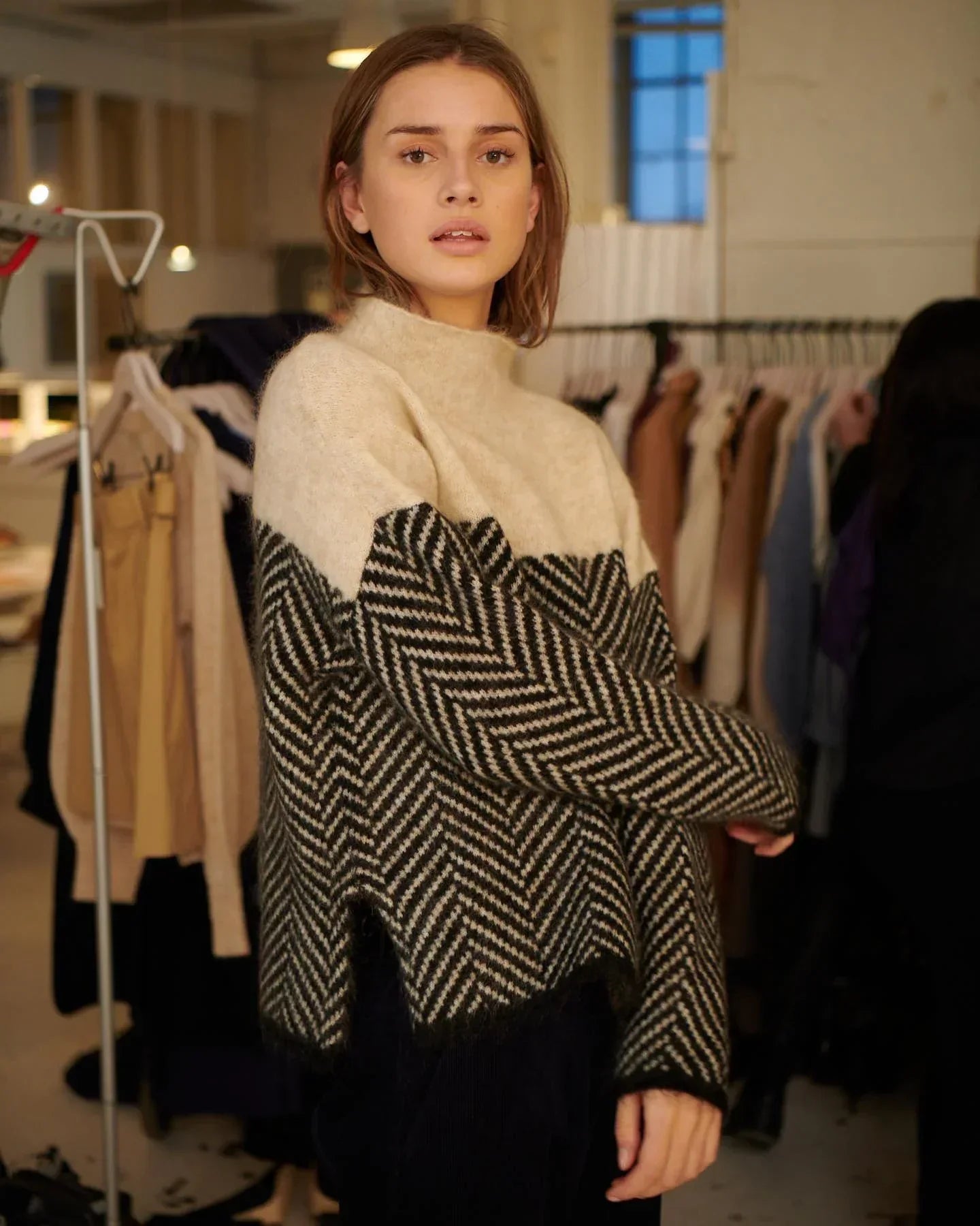 THEA - TURTLENECK