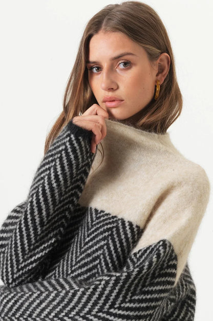 THEA - TURTLENECK